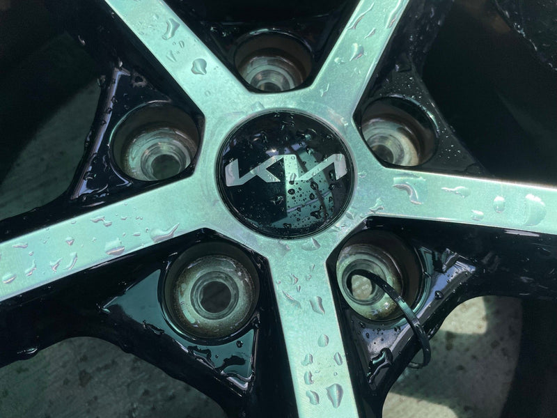 Load image into Gallery viewer, KIA SPORTAGE 18x7-1/2 5 SPOKE MACHINED FACE ALLOY WHEEL RIM 2023-2025 # 113320
