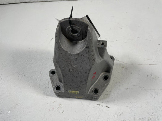 2019-2023 GENESIS G70 RWD FRONT RIGHT ENGINE MOUNT SUPPORT BRACKET 2.0L