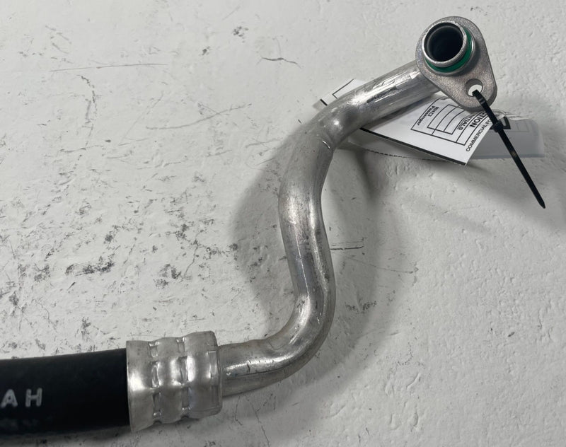 Load image into Gallery viewer, 22-25 HYUNDAI IONIQ 5 RWD A/C AIR CONDITIONING SUCTION LINE HOSE TUBE # 112250
