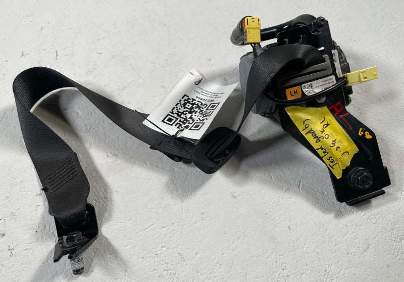 Load image into Gallery viewer, 2023 - 2025 HYUNDAI IONIQ 6 REAR LEFT DRIVER SIDE SEATBELT RETRACTOR # 110864
