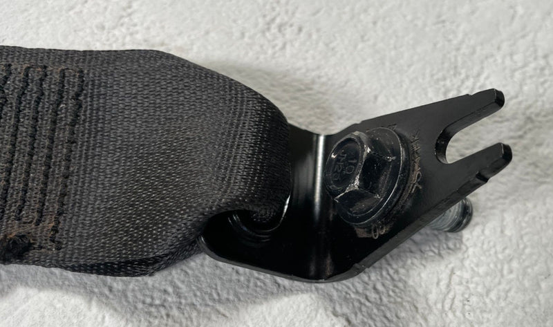 Load image into Gallery viewer, 2023 - 2025 HYUNDAI IONIQ 6 REAR LEFT DRIVER SIDE SEATBELT RETRACTOR # 110864
