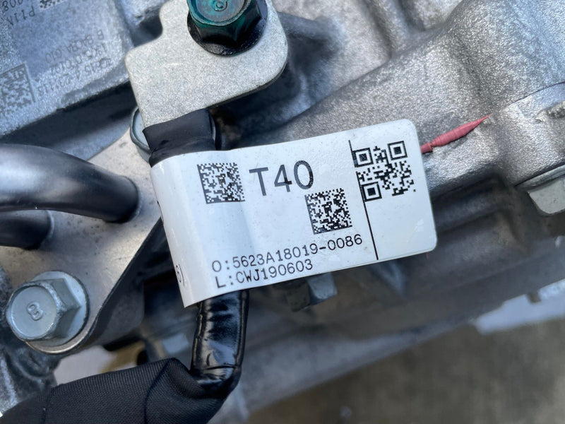 Load image into Gallery viewer, KIA SPORTAGE FWD AUTOMATIC TRANSMISSION ASSEMBLY 2.5L 15K MILES 23-25 # 113317
