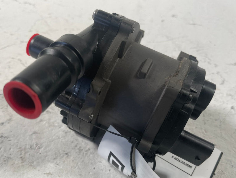 Load image into Gallery viewer, 2023-2025 HYUNDAI IONIQ 6 BATTERY AUXILIARY WATER COOLING COOLANT PUMP # 112253
