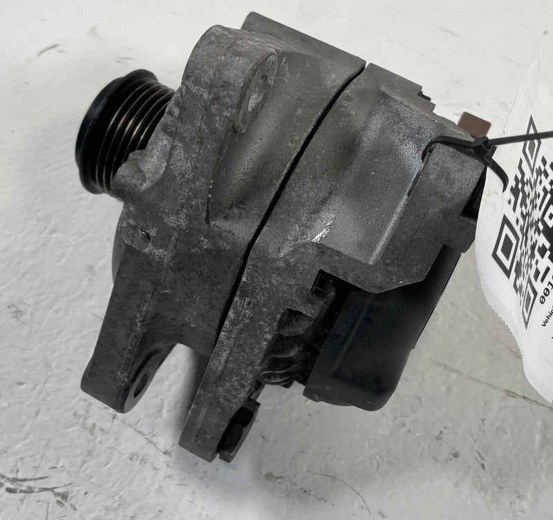 Load image into Gallery viewer, 2019-2023 GENESIS G70 ENGINE ALTERNATOR GENERATOR ASSEMBLY 13.5V 2.5L # 108142
