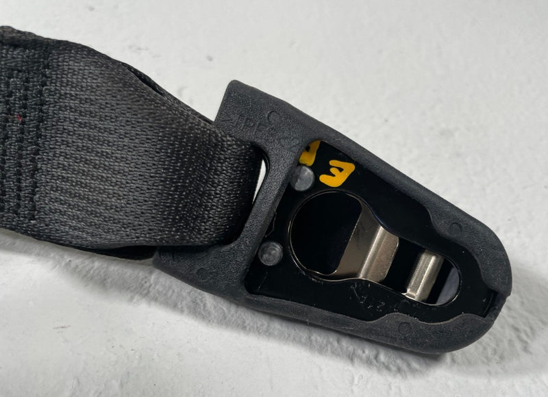 Load image into Gallery viewer, 2023 - 2025 HYUNDAI IONIQ 6 FRONT LEFT DRIVER SIDE SEAT BELT RETRACTOR # 110870
