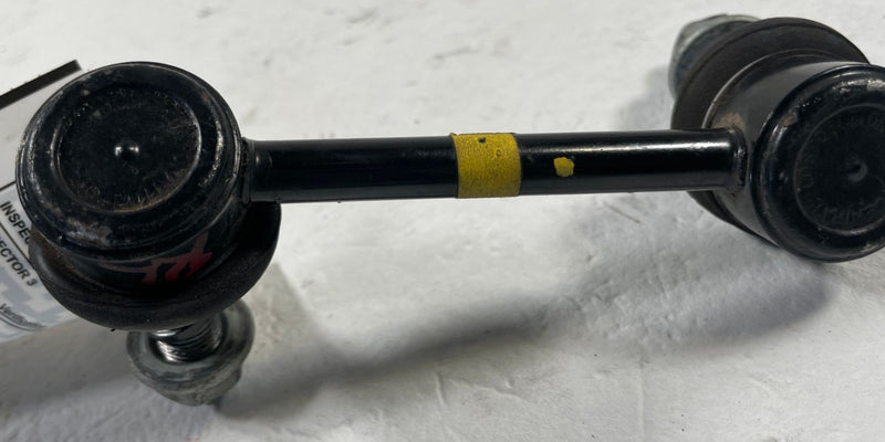 Load image into Gallery viewer, 2022-2025 HYUNDAI IONIQ 5 REAR LEFT STABILIZER SWAY ANTI ROLL BAR LINK # 110863
