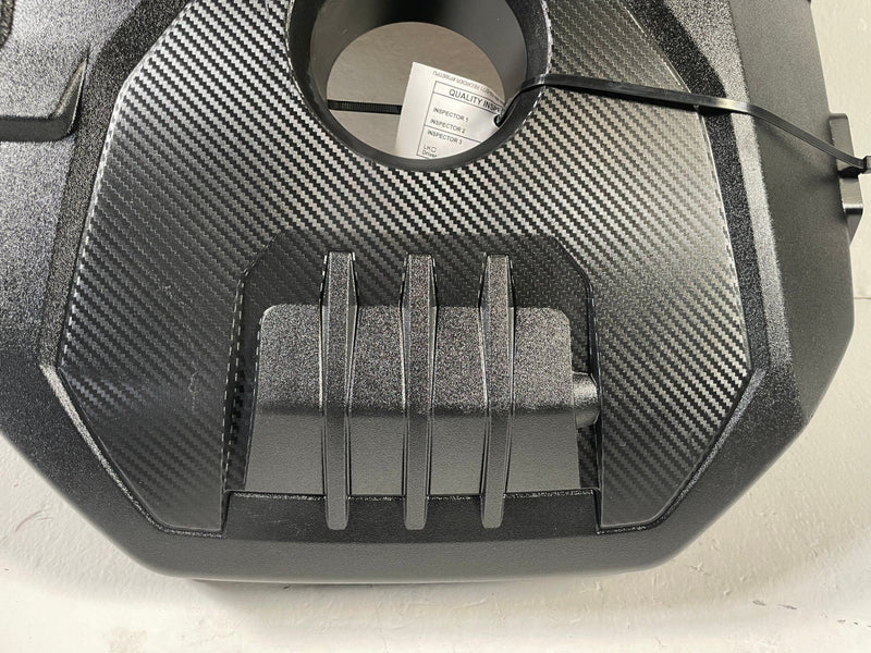 Load image into Gallery viewer, 2019-2023 GENESIS G70 ENGINE MOTOR APPEARANCE TOP COVER PANEL 2.0L # 108172
