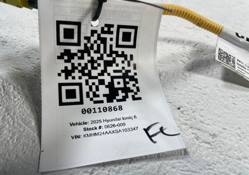 Load image into Gallery viewer, 23-25 HYUNDAI IONIQ 6 FRONT LEFT DRIVER SIDE SEAT AIRBAG 80610-KL000 # 110868
