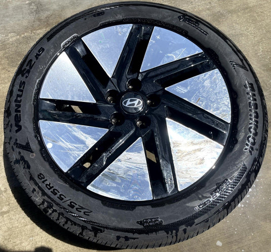 HYUNDAI IONIQ 6 18x7.5 BLACK 7-SLOT ALLOY WHEEL RIM W/TIRE (ONLY