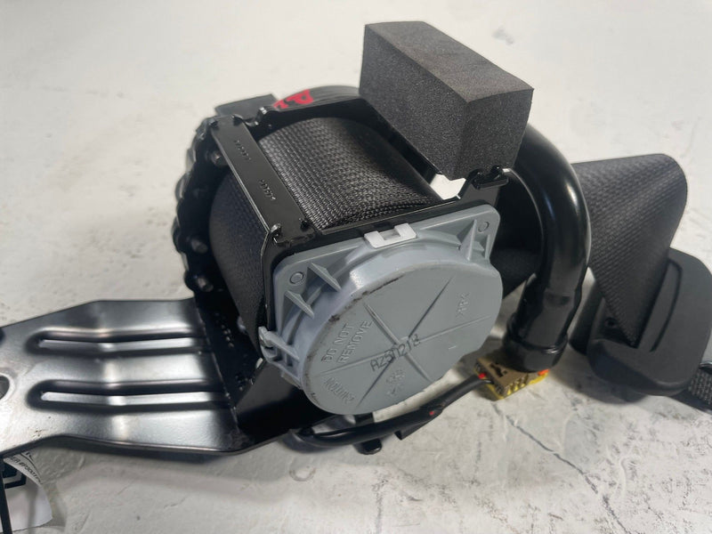 Load image into Gallery viewer, 2023 - 2025 HYUNDAI IONIQ 6 REAR LEFT DRIVER SIDE SEATBELT RETRACTOR # 112264
