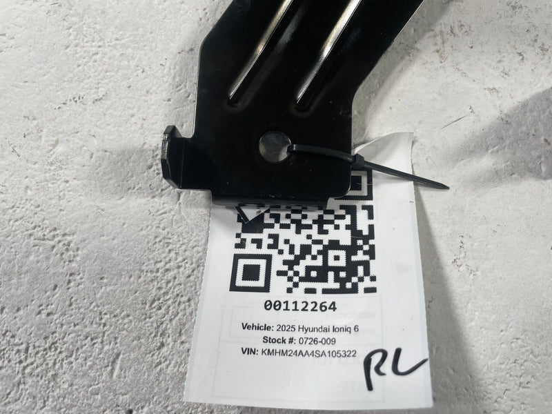 Load image into Gallery viewer, 2023 - 2025 HYUNDAI IONIQ 6 REAR LEFT DRIVER SIDE SEATBELT RETRACTOR # 112264
