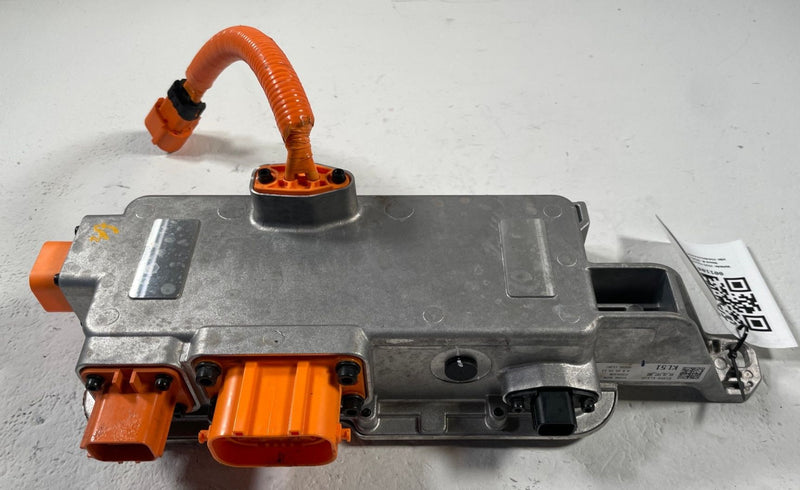 Load image into Gallery viewer, 2023 - 2025 HYUNDAI IONIQ 6 HIGH VOLTAGE JUNCTION BOX CONTROL MODULE # 110853
