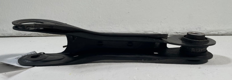 Load image into Gallery viewer, 2022-2026 HYUNDAI TUCSON REAR RIGHT PASSENGER LOWER LATERAL CONTROL ARM # 113704
