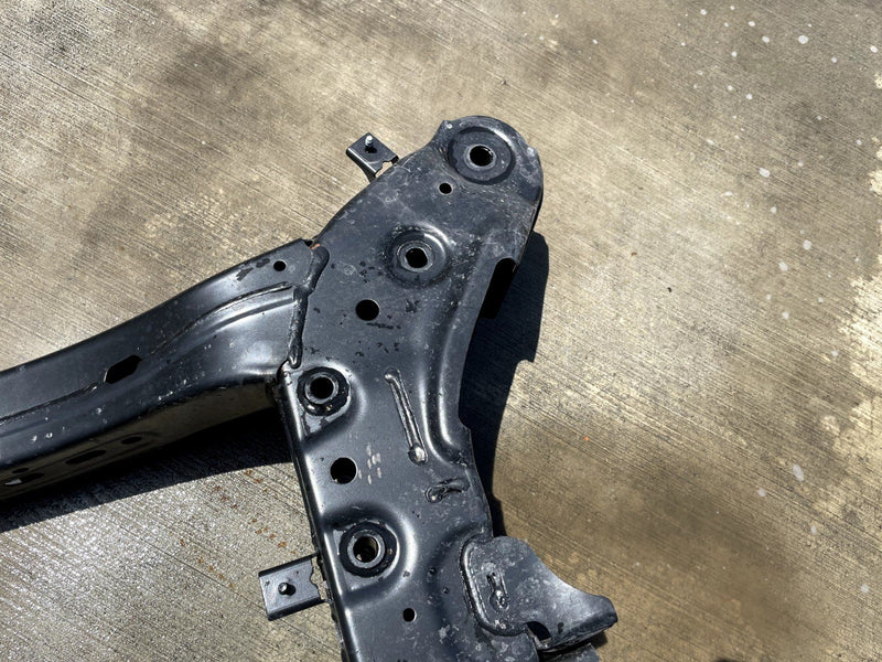 Load image into Gallery viewer, 23-25 HYUNDAI IONIQ 6 RWD FRONT SUSPENSION SUBFRAME CROSSMEMBER CRADLE # 110919

