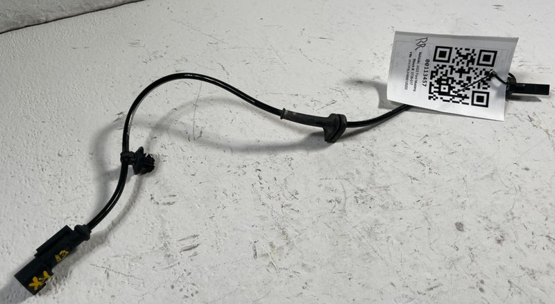 Load image into Gallery viewer, 15-23 FORD MUSTANG REAR RH OR LH ABS WHEEL SPEED SENSOR FR3C-2C190-BA # 113457
