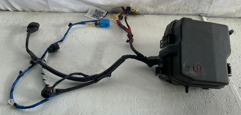 Load image into Gallery viewer, 2023 - 2025 KIA SPORTAGE FRONT WIRE WIRING HARNESS W/ FUSE BOX 2.5L # 113305
