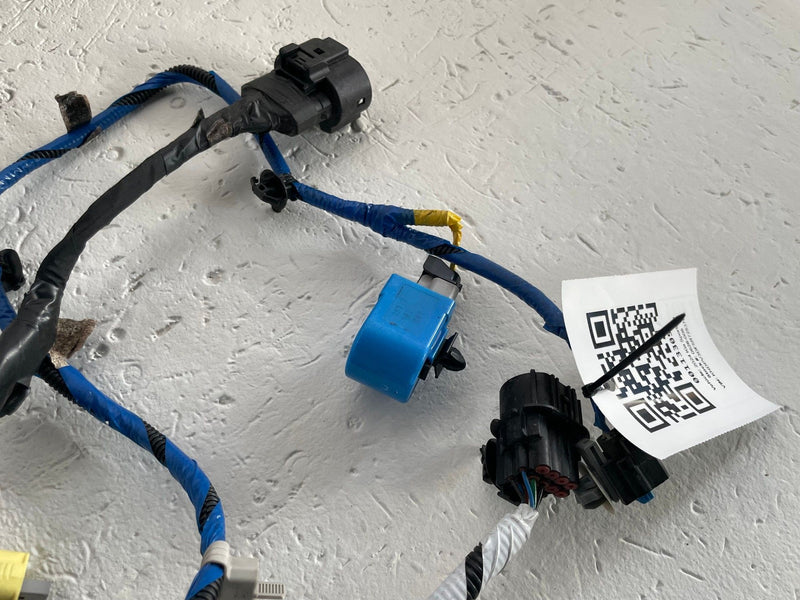 Load image into Gallery viewer, 2023 - 2025 KIA SPORTAGE FRONT WIRE WIRING HARNESS W/ FUSE BOX 2.5L # 113305
