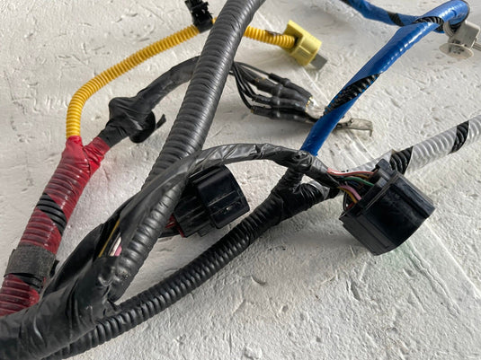 2023 - 2025 KIA SPORTAGE FRONT WIRE WIRING HARNESS W/ FUSE BOX 2.5L