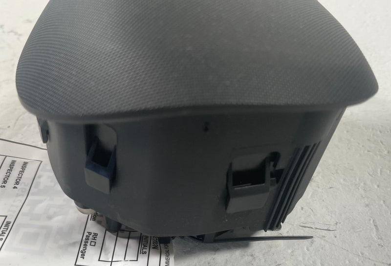 Load image into Gallery viewer, 2023-2025 HYUNDAI IONIQ 6 FRONT LEFT SIDE STEERING WHEEL AIRBAG AIR BAG # 112295
