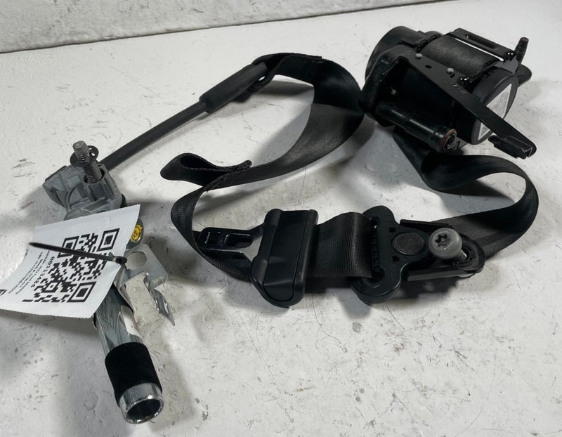 Load image into Gallery viewer, 18-23 FORD MUSTANG FRONT LEFT DRIVER SIDE SEAT BELT SEATBELT RETRACTOR # 113484
