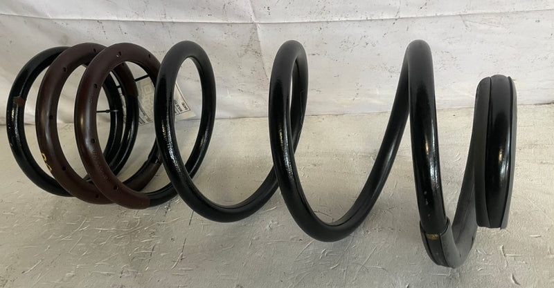 Load image into Gallery viewer, 2022 - 2026 TOYOTA TUNDRA AWD REAR RIGHT OR LEFT SIDE COIL SPRING 3.4L # 108449

