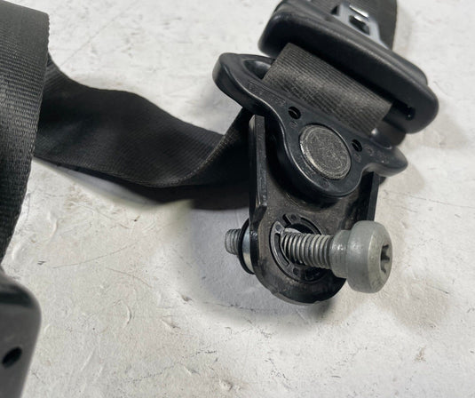 18-23 FORD MUSTANG FRONT LEFT DRIVER SIDE SEAT BELT SEATBELT RETRACTOR