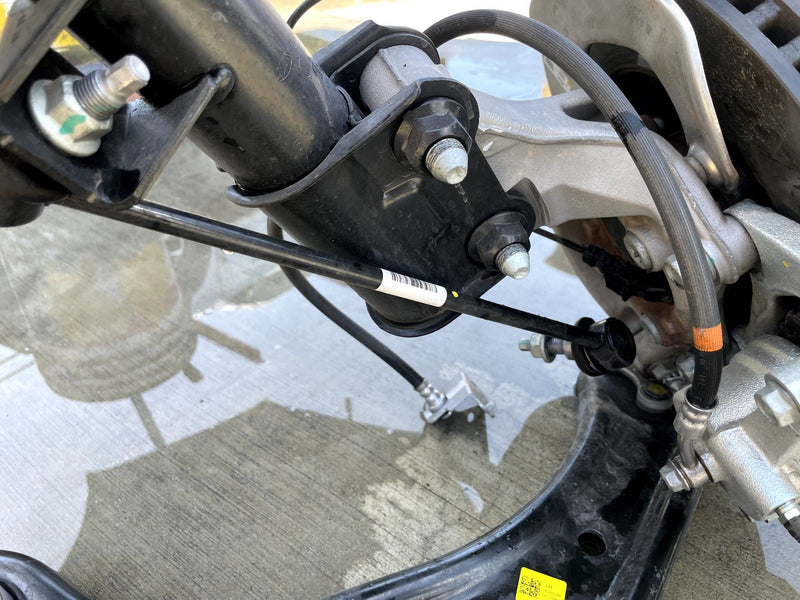 Load image into Gallery viewer, 2023-2025 HYUNDAI IONIQ 6 RWD FRONT LEFT SIDE SUSPENSION KNEE ASSEMBLY # 110911
