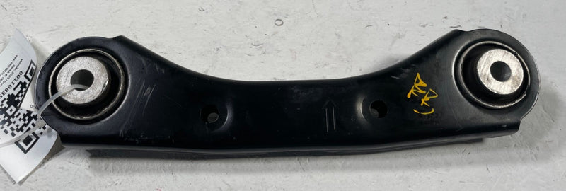 Load image into Gallery viewer, 2022-2025 HYUNDAI IONIQ 5 REAR RIGHT PASSENGER UPPER FORWARD CONTROL ARM #110885
