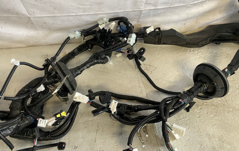 Load image into Gallery viewer, 2023-24 TOYOTA TUNDRA ENGINE BAY ROOM FUSE BOX WIRE WIRING HARNESS 3.4L # 108461
