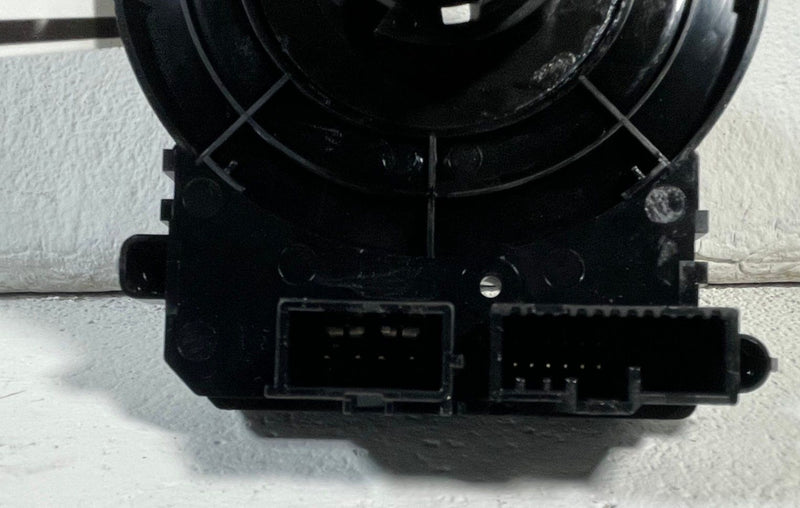 Load image into Gallery viewer, 2022-2024 HYUNDAI TUCSON STEERING WHEEL COLUMN CLOCK SPRING 93490N9140 # 113737
