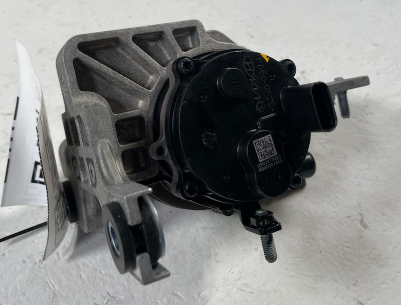 Load image into Gallery viewer, 2023 - 2025 HYUNDAI IONIQ 6 ELECTRIC COOLANT COOLING WATER PUMP # 110843
