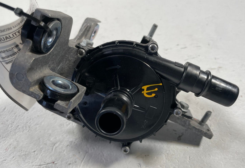 Load image into Gallery viewer, 2023 - 2025 HYUNDAI IONIQ 6 ELECTRIC COOLANT COOLING WATER PUMP # 110843
