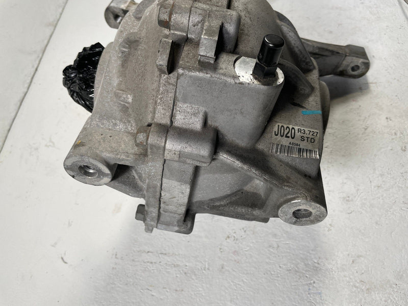 Load image into Gallery viewer, 2019-2023 GENESIS G70 RWD REAR DIFFERENTIAL AXLE CARRIER ASSEMBLY 2.0L # 108162
