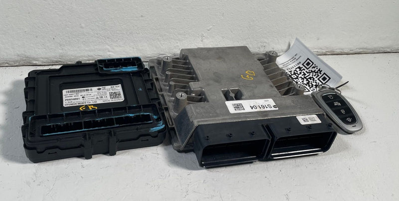 Load image into Gallery viewer, 2022-2024 HYUNDAI TUCSON ENGINE &amp; BODY CONTROL MODULE ECM BCM W/ KEY FOB #113712
