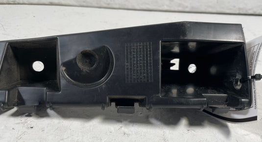 15-23 FORD MUSTANG FRONT LEFT DRIVER ROCKER MOLDING RETAINER BRACKET
