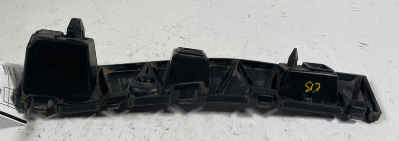 Load image into Gallery viewer, 15-23 FORD MUSTANG FRONT LEFT DRIVER ROCKER MOLDING RETAINER BRACKET # 113474
