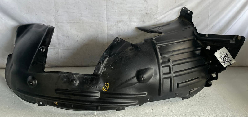 Load image into Gallery viewer, 2022 - 2025 HONDA PASSPORT FRONT RIGHT SIDE FENDER LINER SPLASH SHIELD # 113432
