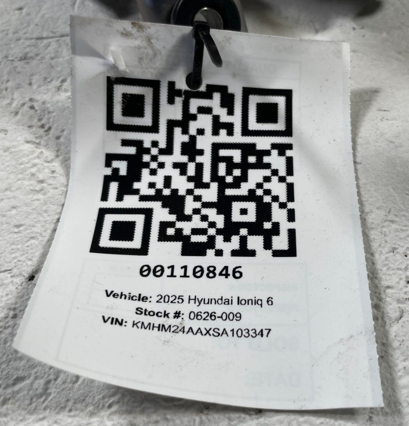 Load image into Gallery viewer, 23 - 25 HYUNDAI IONIQ 6 3-WAY BATTERY COOLING CONTROL VALVE 375W3-KL00 # 110846
