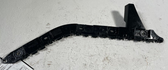 2018 - 2023 FORD MUSTANG REAR LEFT DRIVER BUMPER MOUNT SUPPORT BRACKET