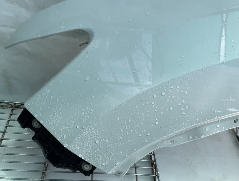 Load image into Gallery viewer, HONDA PASSPORT FRONT LEFT SIDE FENDER ASSEMBLY WHITE (NH883P) 2022-2025 # 113446
