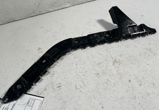 2018 - 2023 FORD MUSTANG REAR LEFT DRIVER BUMPER MOUNT SUPPORT BRACKET