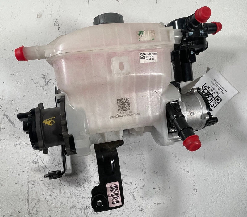 Load image into Gallery viewer, 23-25 HYUNDAI IONIQ 5 6 RWD RADIATOR TANK RESERVOIR W/ PUMP &amp; CHANGEOVER #112296
