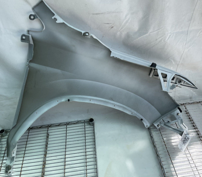 Load image into Gallery viewer, HONDA PASSPORT FRONT LEFT SIDE FENDER ASSEMBLY WHITE (NH883P) 2022-2025 # 113446
