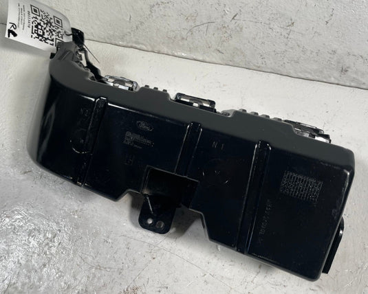 2018 - 2023 FORD MUSTANG REAR LEFT DRIVER SIDE BUMPER SUPPORT BRACKET