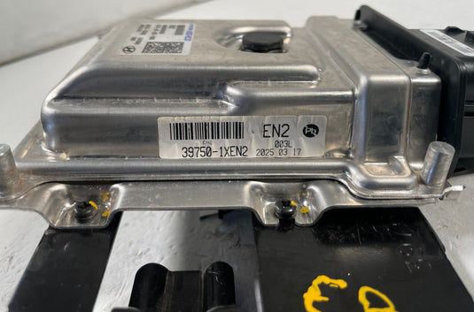 2023 - 2025 HYUNDAI IONIQ 6 VCU VEHICLE CONTROL MODULE UNIT W/ BRACKET