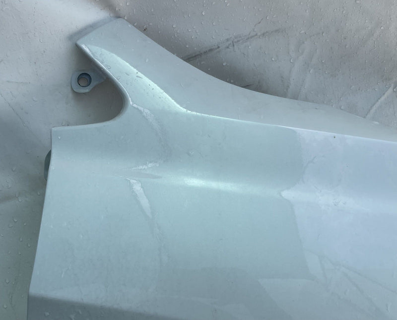 Load image into Gallery viewer, HONDA PASSPORT FRONT RIGHT SIDE FENDER ASSEMBLY WHITE (NH883P) 2022-2025 #113447
