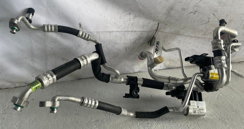 Load image into Gallery viewer, 2023-2025 HYUNDAI IONIQ 6 A/C AIR CONDITIONING CONDENSER HOSE PIPE LINE # 112298
