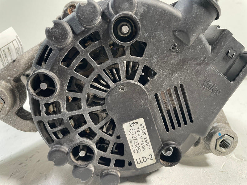Load image into Gallery viewer, 2022 - 2026 HYUNDAI TUCSON ENGINE ALTERNATOR GENERATOR 150A 2.5L # 113738

