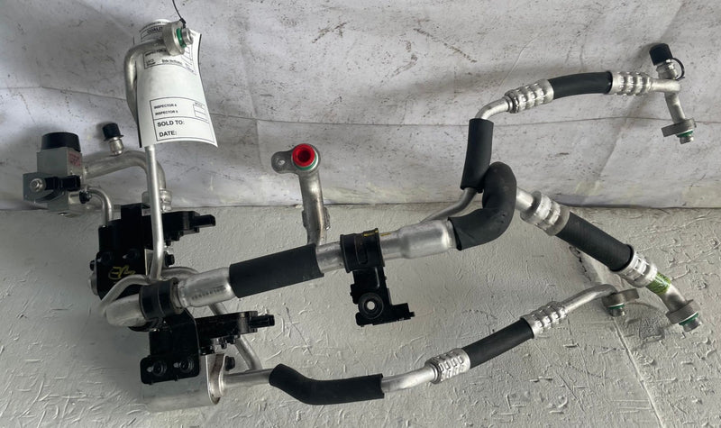 Load image into Gallery viewer, 2023-2025 HYUNDAI IONIQ 6 A/C AIR CONDITIONING CONDENSER HOSE PIPE LINE # 112298
