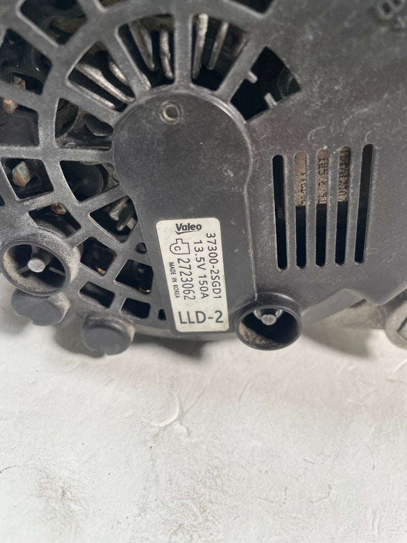 Load image into Gallery viewer, 2022 - 2026 HYUNDAI TUCSON ENGINE ALTERNATOR GENERATOR 150A 2.5L # 113738
